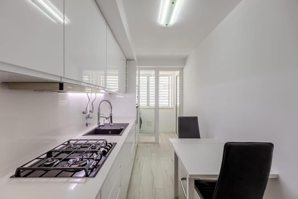 Spacious 3-Bedroom Condo In Lisboa Eksteriør bilde