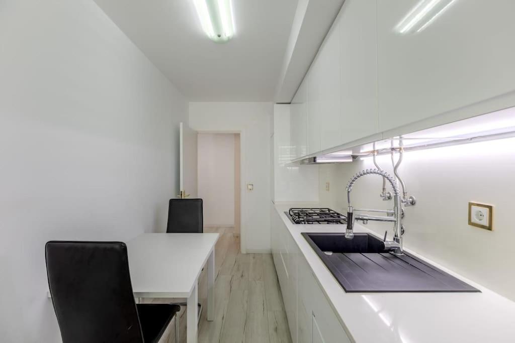 Spacious 3-Bedroom Condo In Lisboa Eksteriør bilde